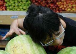 娱乐极挑吃瓜,吃瓜群众揭秘幕后真相