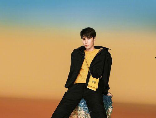 王嘉尔爆料吃瓜,揭秘娱乐圈那些不为人知的“瓜”